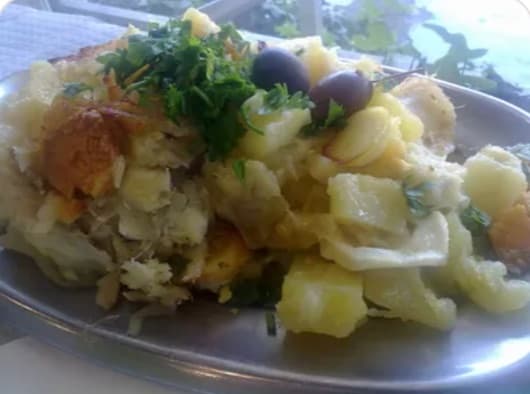 Bacalhau à Gomes de Sá